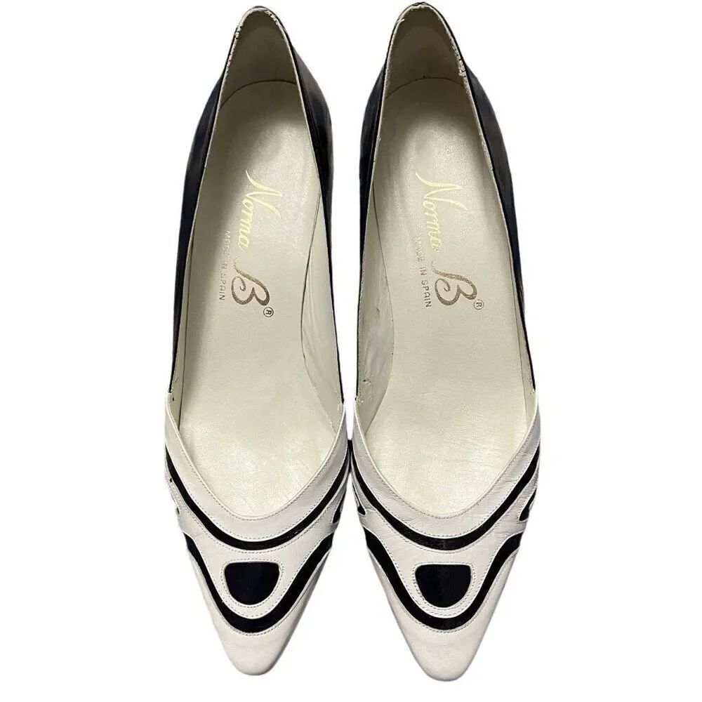 VNTG Norma B Made in Spain Pumps Size 6.5